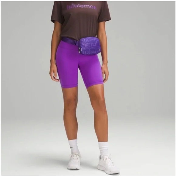 Lululemon Everywhere Belt Bag 1L Wobbley Wordmark Atomic Purple Petrol NWT - Picture 2 of 7